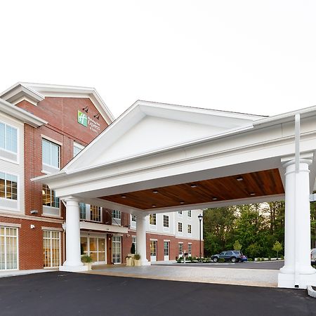 Holiday Inn Express & Suites - Sturbridge By Ihg Luaran gambar