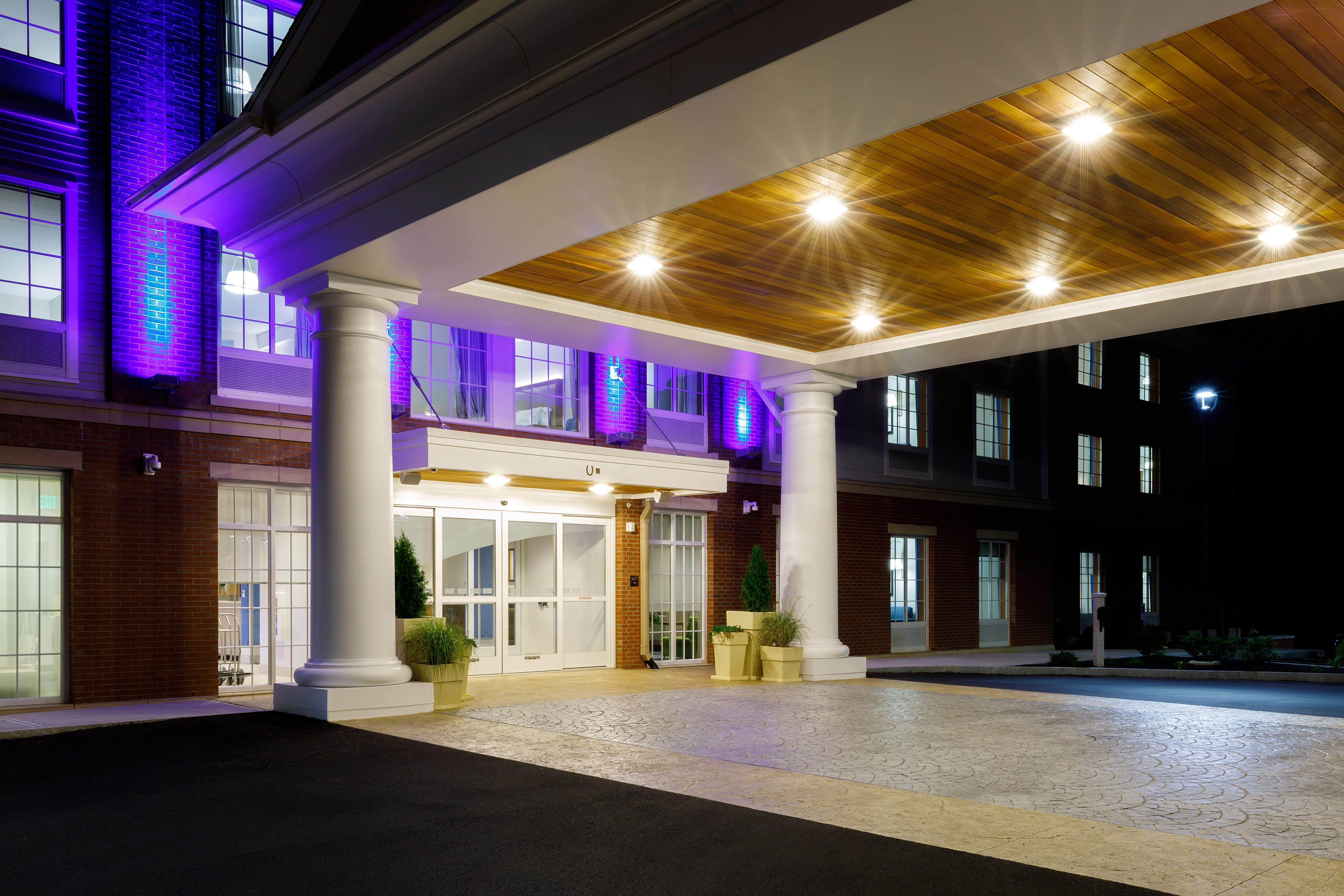 Holiday Inn Express & Suites - Sturbridge By Ihg Luaran gambar