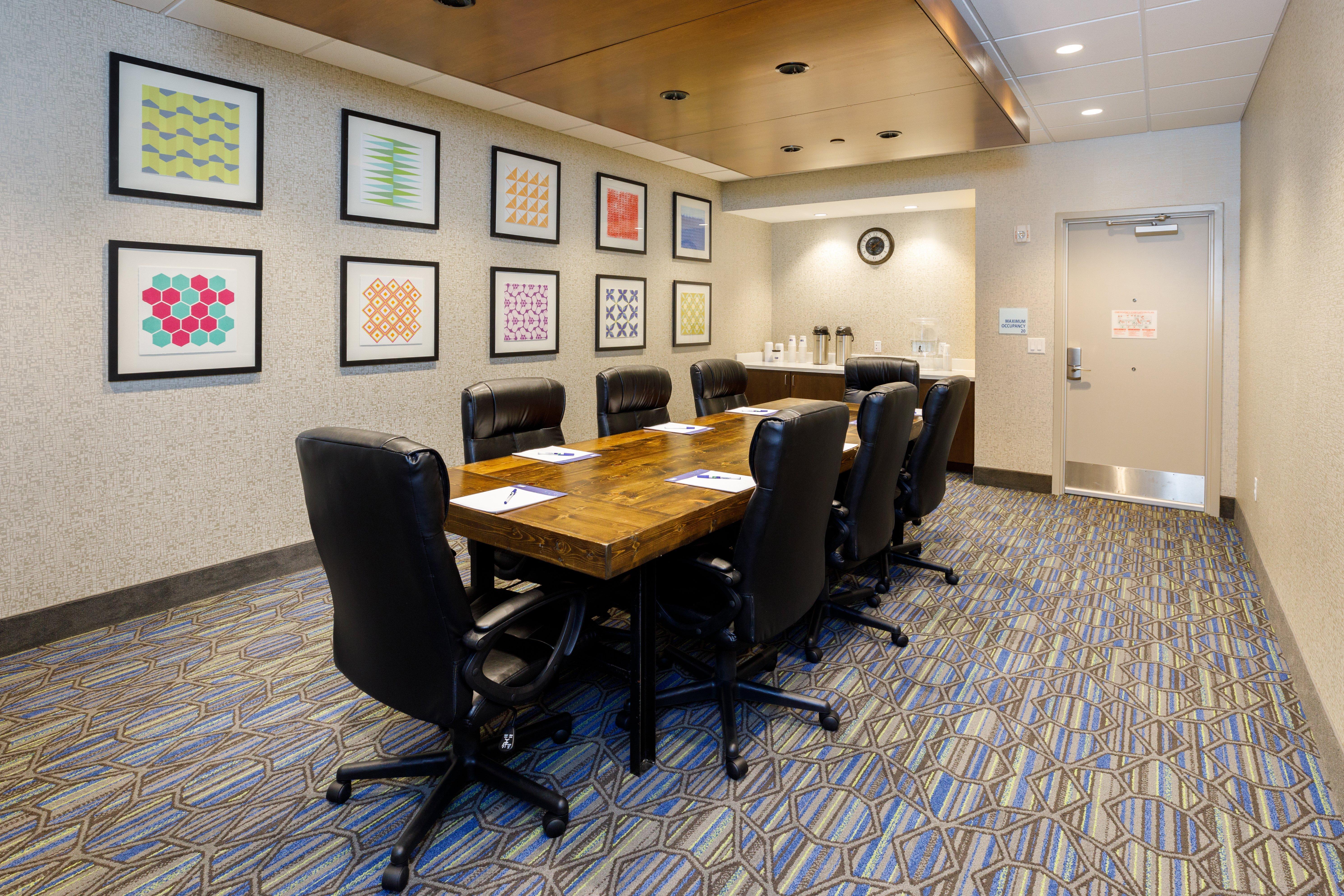 Holiday Inn Express & Suites - Sturbridge By Ihg Luaran gambar