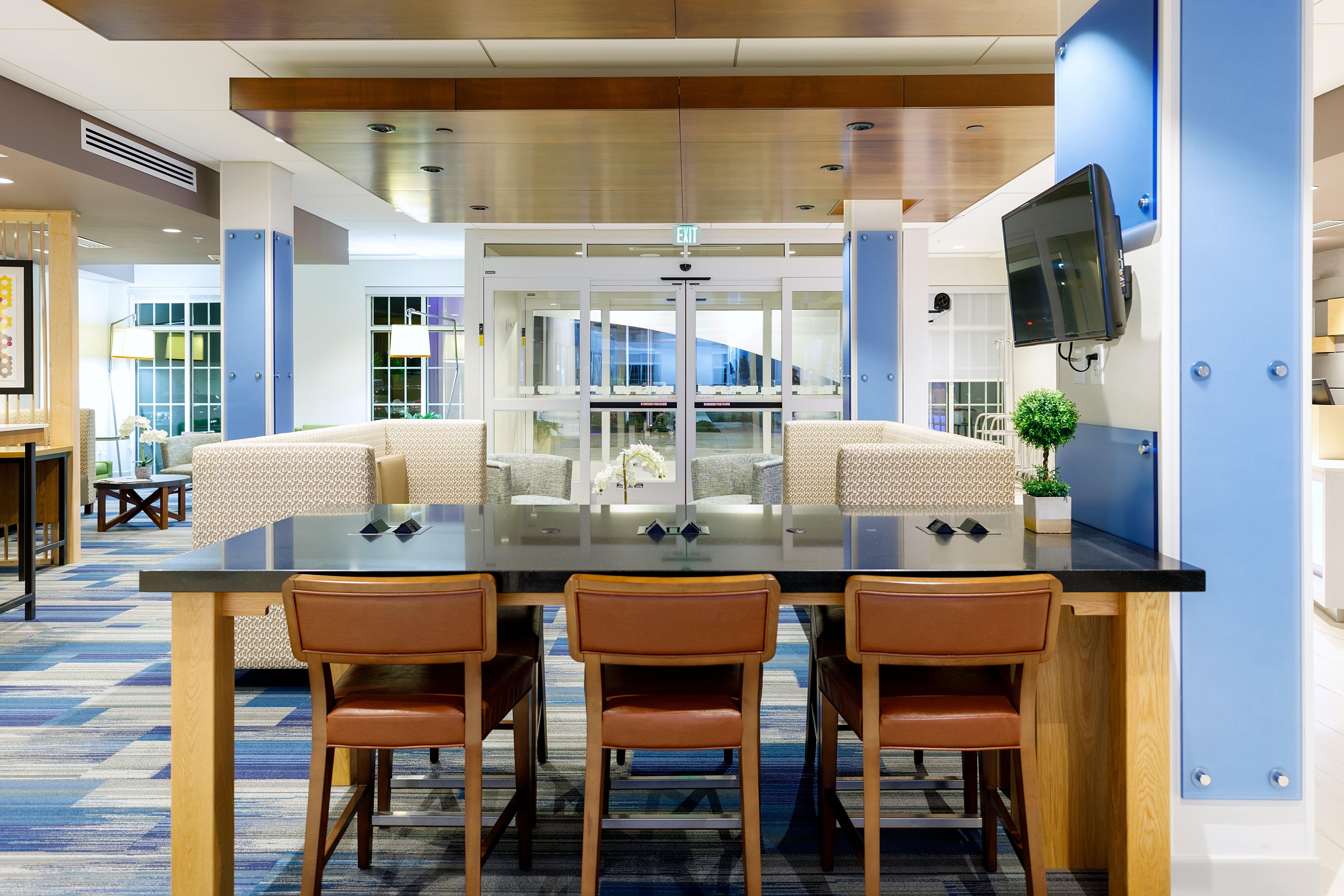 Holiday Inn Express & Suites - Sturbridge By Ihg Luaran gambar